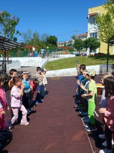 Спортен празник изпълни с усмивки двора на детската градина